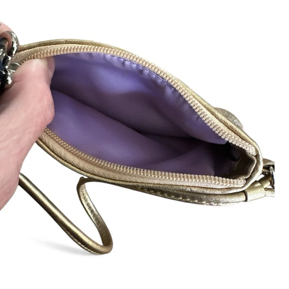 NWOT Coach Metallic Signature Wristlet